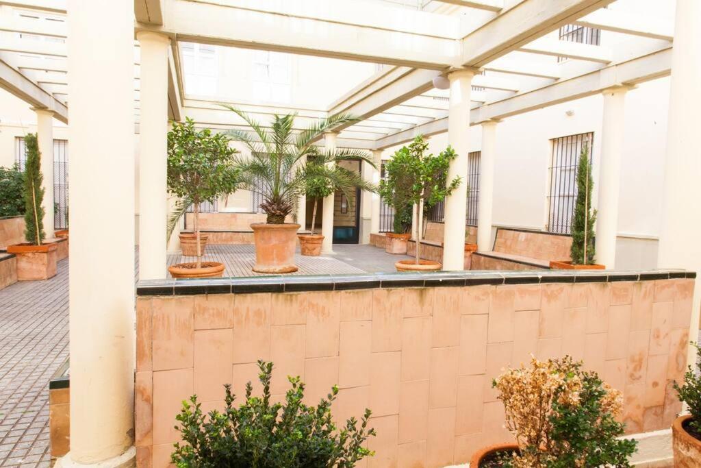 Апартаменты Zona 1 Santa Cruz Parking Privado Севилья Экстерьер фото